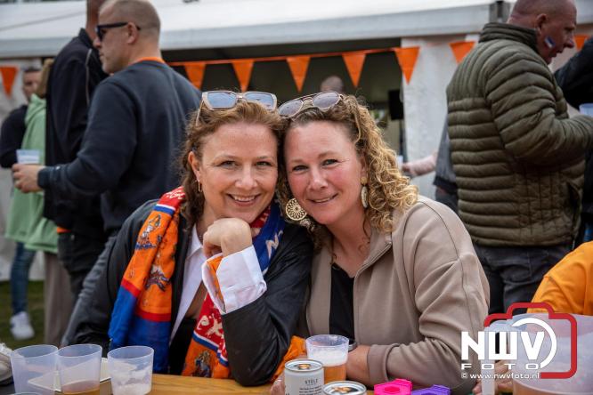 ’t Harde kleurt oranje, gezelligheid op z’n best tijdens Koningsdag 2026! - &copy; NWVFoto.nl